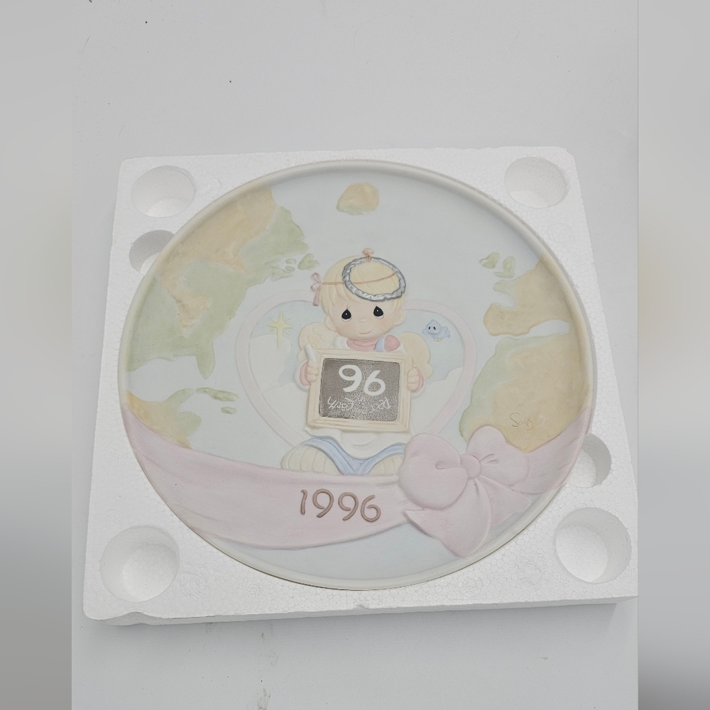 1996 Enesco Precious Moments Peace on Earth...Anyway 3-D Collector's Plate